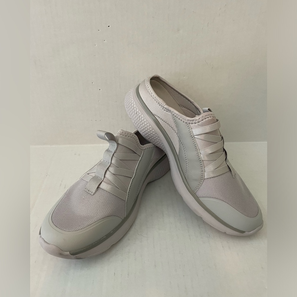 New DREAM PAIRS Women's Light Grey Sneaker Mules, Size 9.5